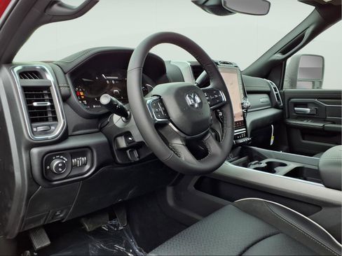 New 2026 RAM 2500 Laramie w/ Night Edition AWD/4WD image 7
