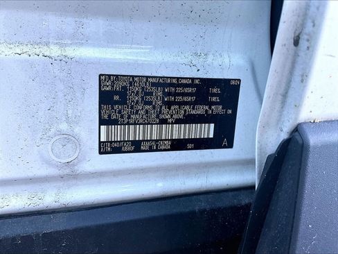 Used 2024 Toyota RAV4 XLE w/ Convenience Package AWD/4WD image 9