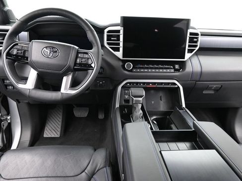 Used 2025 Toyota Sequoia Platinum w/ Tow Technology Package AWD/4WD image 28