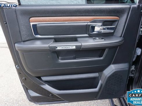 Used 2016 RAM 1500 Laramie AWD/4WD image 18