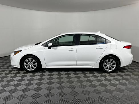 Certified 2026 Toyota Corolla LE FWD image 8