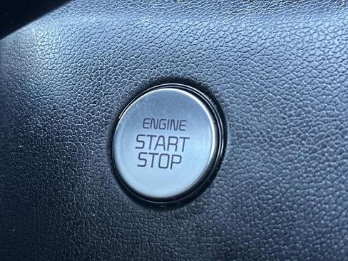 Used 2023 Kia Sorento EX image 30