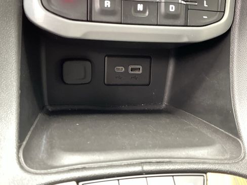 Certified 2021 GMC Acadia SLE w/ Driver Convenience Package image 25