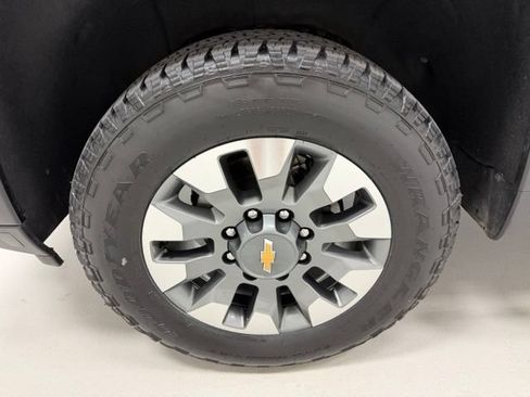 Certified 2024 Chevrolet Silverado 2500 Custom w/ Custom Convenience Package AWD/4WD image 17