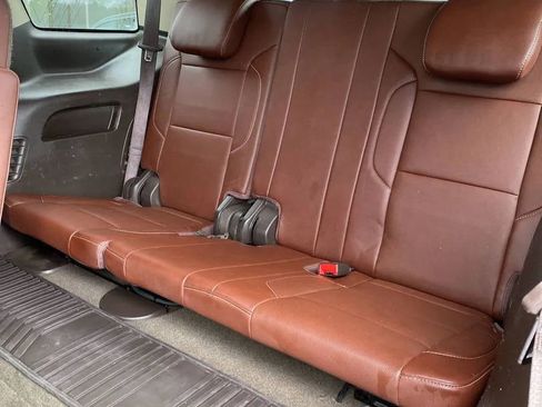 Used 2018 Chevrolet Tahoe Premier AWD/4WD image 24