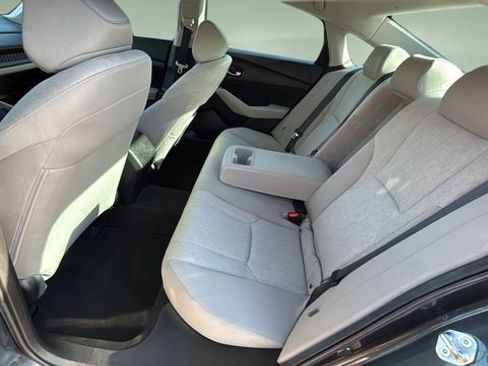Used 2023 Honda Accord LX image 19