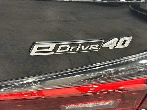 Used 2023 BMW i4 eDrive40 RWD image 33