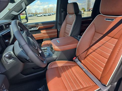 New 2026 GMC Sierra 2500 Denali Ultimate image 16