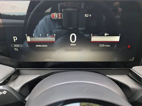 Certified 2026 Nissan Kicks SR FWD image 23