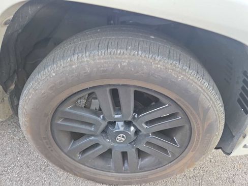 Used 2022 Toyota 4Runner Limited image 2