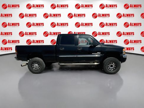 Used 2006 GMC Sierra 2500 SLE w/ Heavy-Duty Power Package RWD image 4