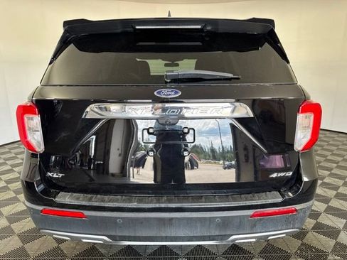 Certified 2022 Ford Explorer XLT w/ Equipment Group 202A AWD/4WD image 24