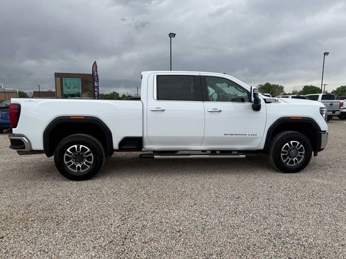 Used 2024 GMC Sierra 2500 SLT w/ SLT Convenience Package AWD/4WD image 12
