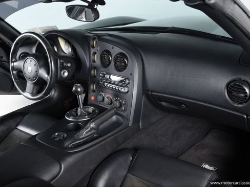 Used 2004 Dodge Viper SRT-10 RWD image 26
