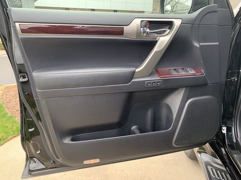 Used 2016 Lexus GX 460 Luxury image 14