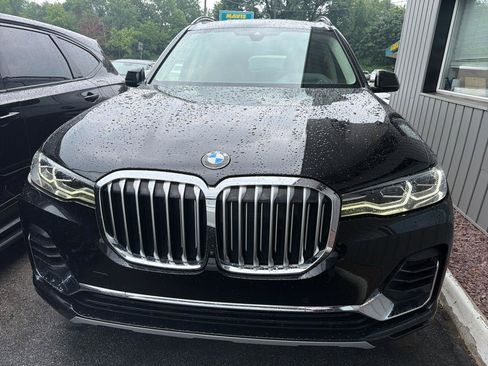 Used 2021 BMW X7 xDrive40i w/ Executive Package AWD/4WD image 2