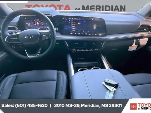 Used 2026 Chevrolet Tahoe Z71 w/ Z71 Off-Road Package AWD/4WD image 13
