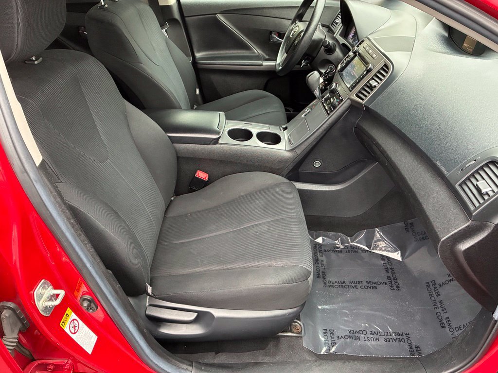 Used 2014 Toyota Venza LE AWD/4WD image 25