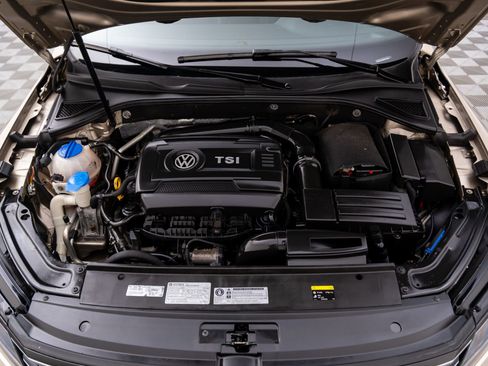 Used 2016 Volkswagen Passat 1.8T SE image 30