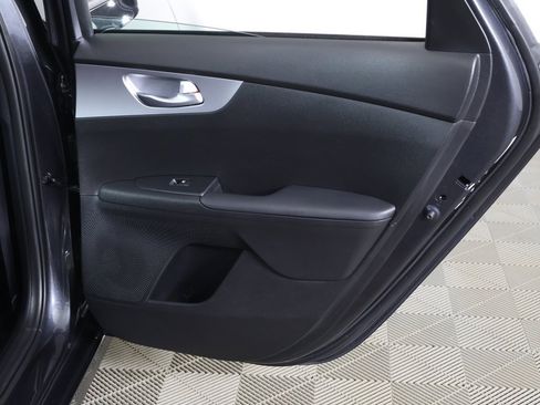 Used 2023 Kia Forte LXS w/ LXS Technology Package image 24