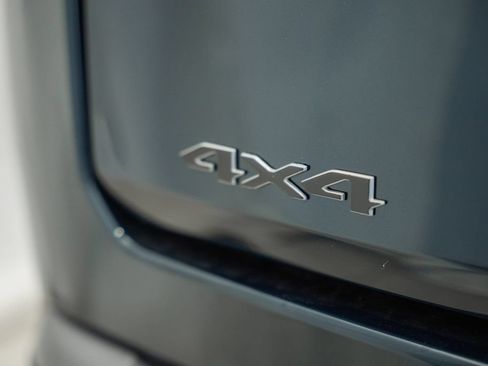 New 2026 Jeep Grand Wagoneer L 4WD image 8