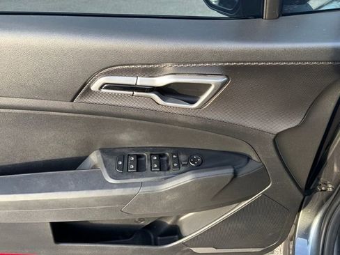 Certified 2023 Kia Sportage LX FWD image 19