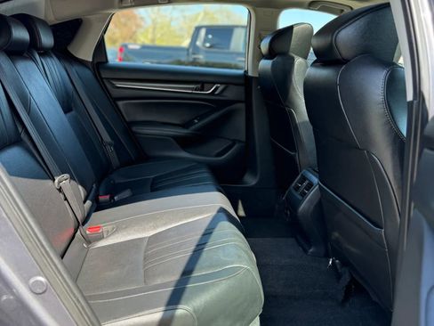 Used 2019 Honda Accord EX-L image 18