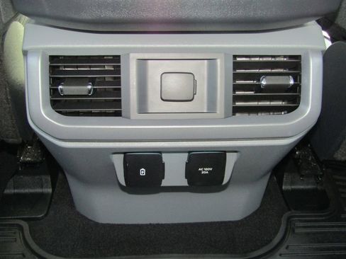 Used 2025 Ford F150 XLT w/ Equipment Group 302A MID image 41