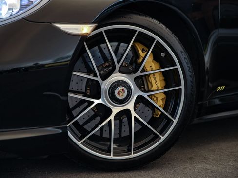 Used 2014 Porsche 911 Turbo S AWD/4WD image 23