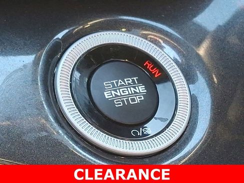 Used 2023 Jeep Grand Cherokee Altitude image 23
