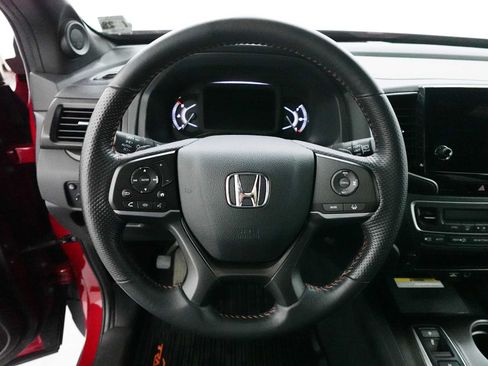 Used 2023 Honda Passport TrailSport image 16