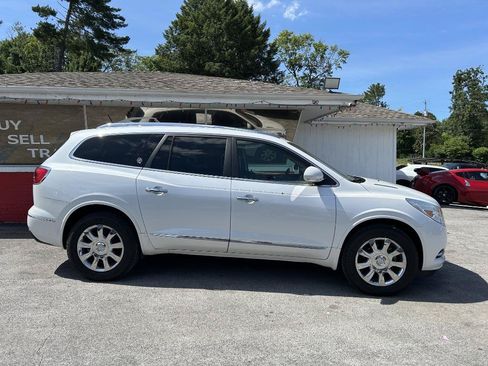 Used 2017 Buick Enclave Premium FWD image 6