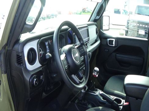 Certified 2025 Jeep Wrangler Sport image 12