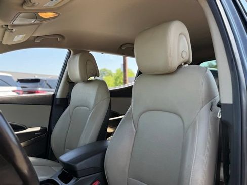 Used 2018 Hyundai Santa Fe Sport 2.0T FWD image 9