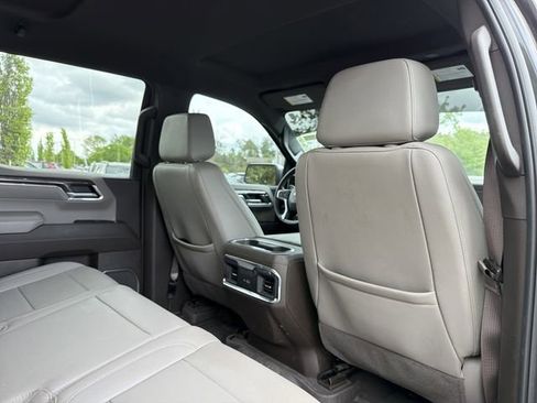 Used 2024 Chevrolet Silverado 1500 LTZ image 11