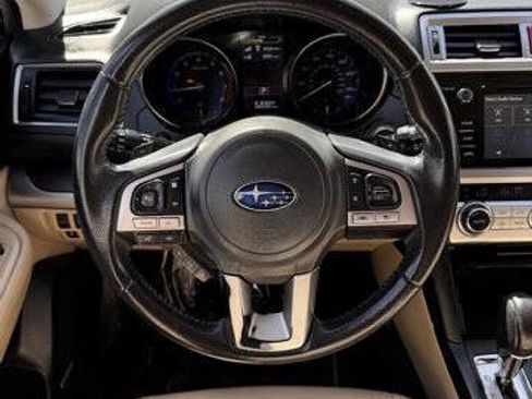 Used 2017 Subaru Outback 2.5i Limited image 14