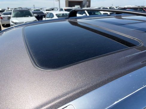 Used 2015 Toyota Highlander XLE FWD image 5