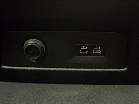 Used 2023 BMW X7 xDrive40i image 41