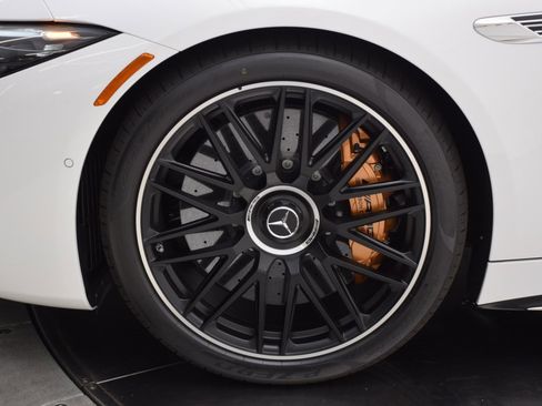 New 2025 Mercedes-Benz SL 63 AMG S e Performance 4MATIC image 11