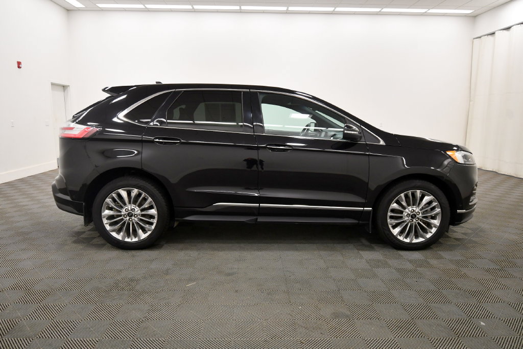 Used 2021 Ford Edge Titanium w/ Equipment Group 301A AWD/4WD image 9