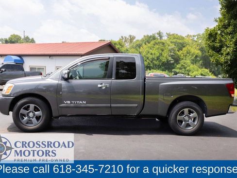 Used 2005 Nissan Titan SE RWD image 2