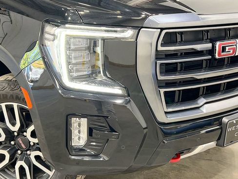 Used 2023 GMC Yukon XL AT4 image 45