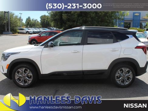 Used 2024 Kia Seltos S AWD/4WD image 2