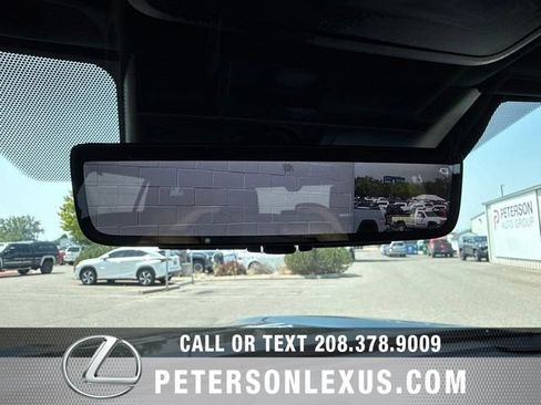 Used 2024 Toyota Sequoia Platinum AWD/4WD image 15