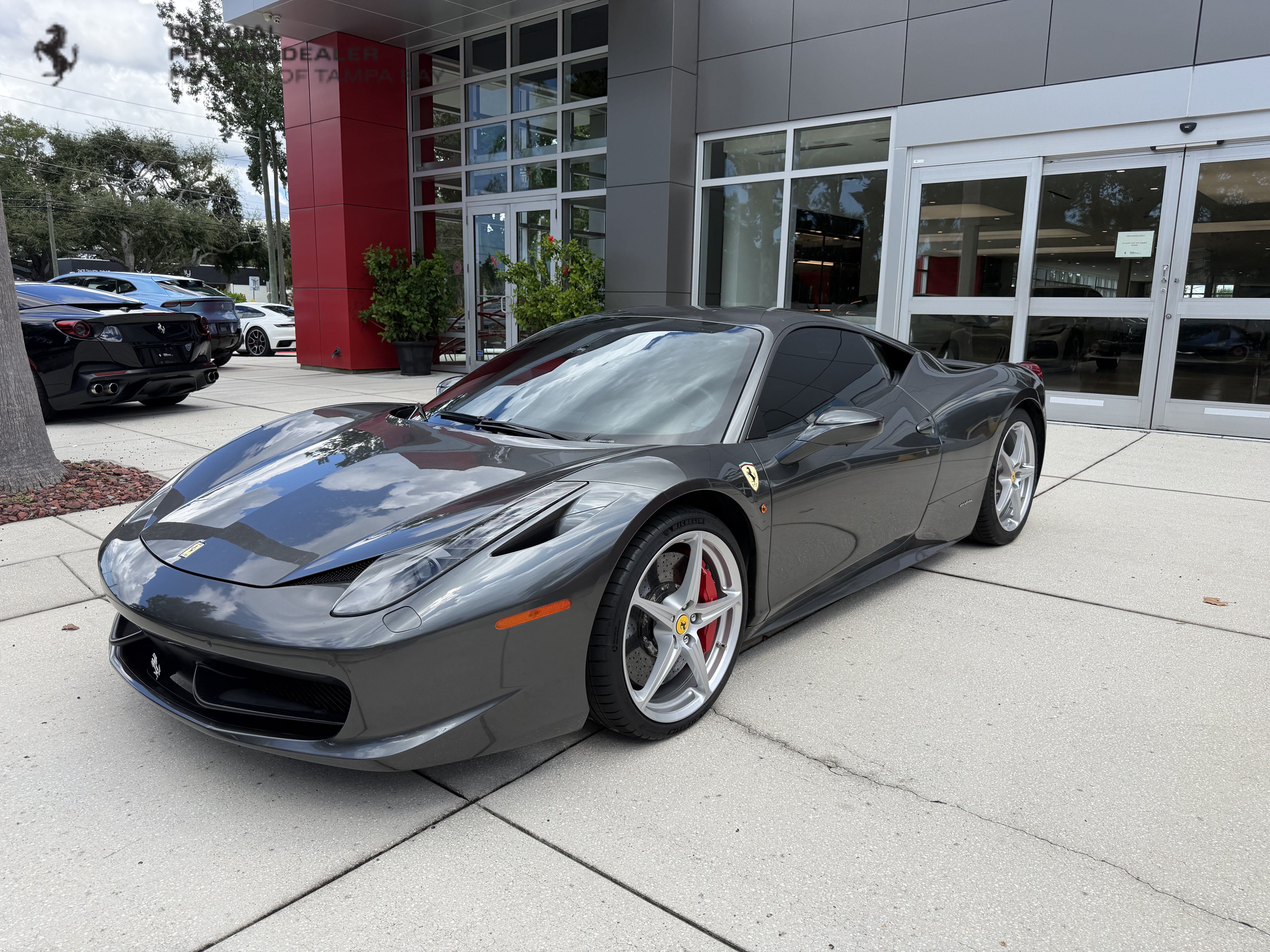 Used 2010 Ferrari 458 Italia Coupe RWD image 1