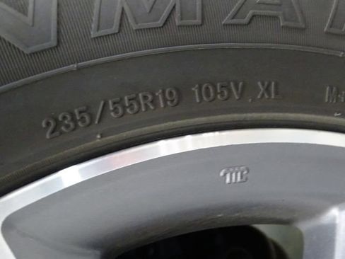 Used 2021 Acura RDX w/ Technology Package image 40