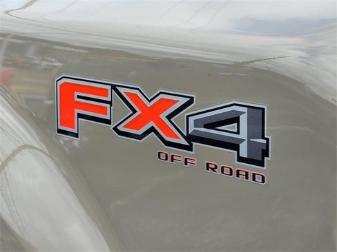 New 2026 Ford F350 Lariat w/ FX4 Off-Road Package image 6