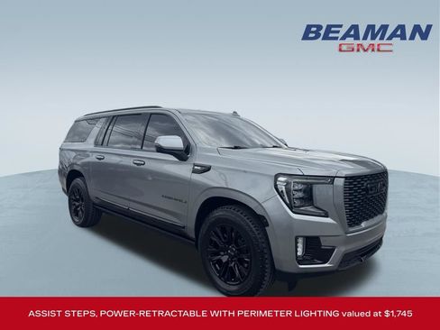 Used 2023 GMC Yukon XL Denali image 1