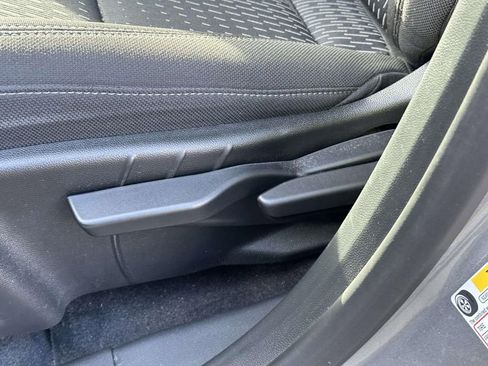 Used 2026 Chevrolet Equinox LT image 14