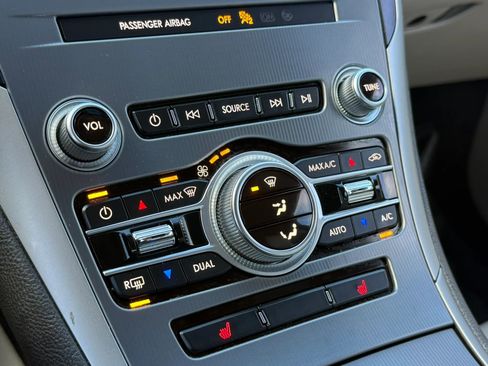 Used 2020 Lincoln MKZ AWD w/ Convenience Package image 37